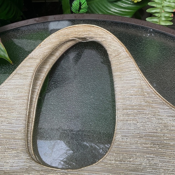 Kate Spade Champagne/Gold Large Bow Shoulder Bag - Picture 11 of 16